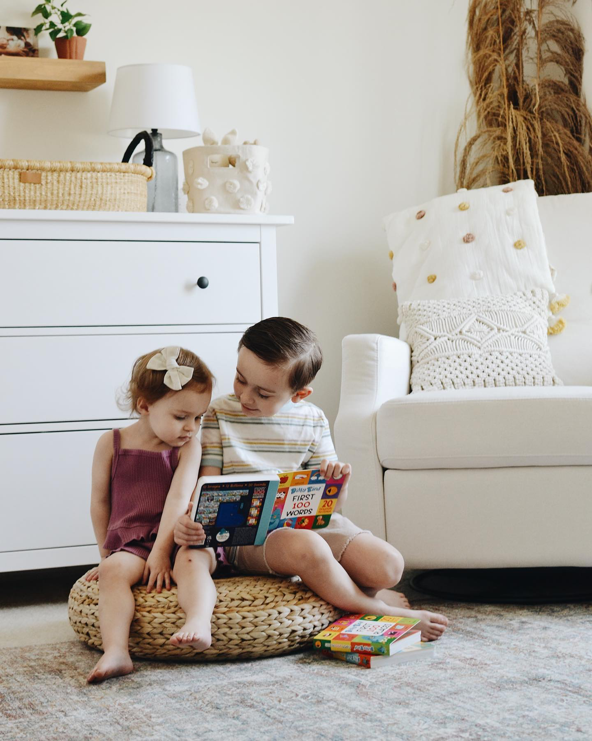 First 100 Words | Ditty Bird Book-Award Family Choice USB-C Ditty Bird